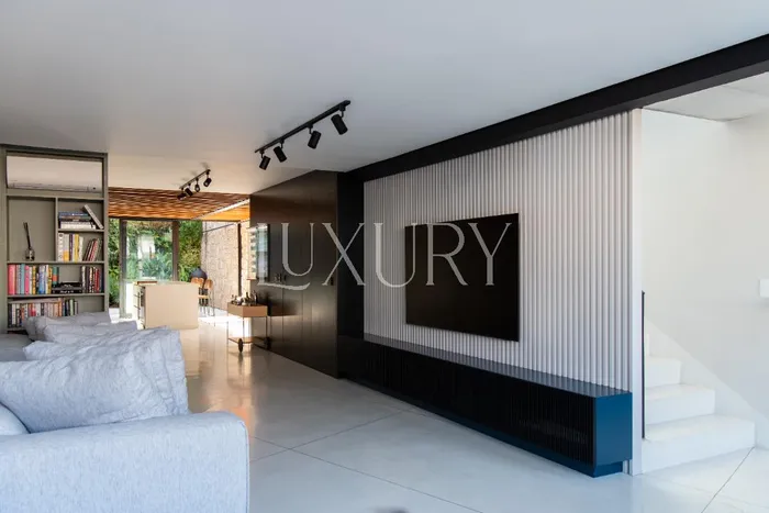 Casa com 2 suítes à venda em Vila Madalena, São Paulo, por R$ 3.400.000