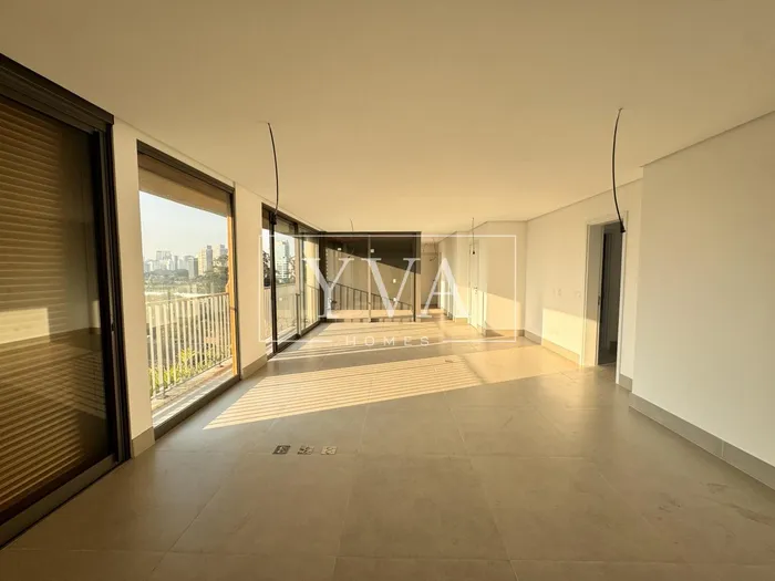 Apartamento com 3 suítes à venda em Cidade Jardim, São Paulo, por R$ 4.300.000 Imagem 2