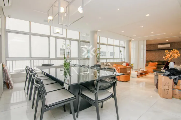 Apartamento com 1 suítes à venda em Santa Cecília, São Paulo, por R$ 2.300.000 Imagem 3