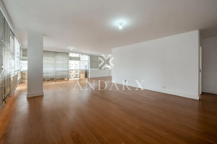 Apartamento com 1 suítes à venda em Santa Cecília, São Paulo, por R$ 2.860.000 Imagem 3