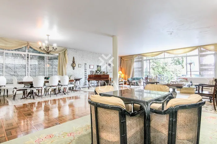 Casa com 2 suítes à venda em Vila Madalena, São Paulo, por R$ 6.500.000