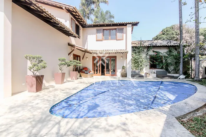 Casa com 3 suítes à venda em Vila Madalena, São Paulo, por R$ 6.400.000