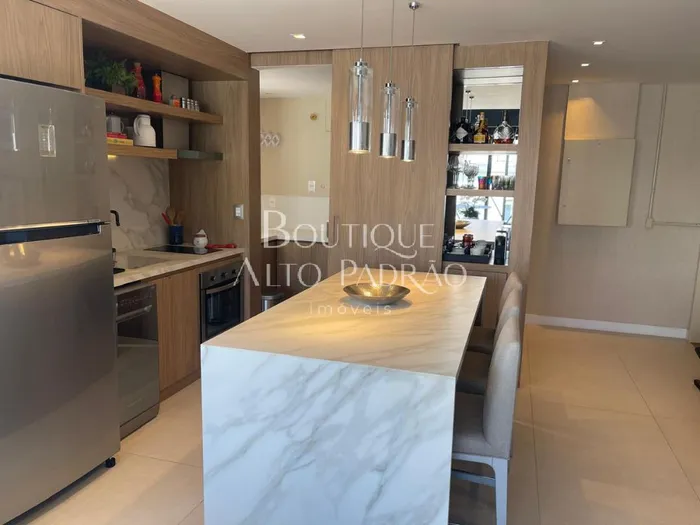 Duplex com 1 suítes à venda em Jardim América, São Paulo, por R$ 3.100.000