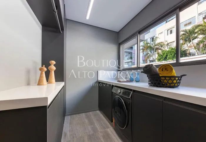 Apartamento com 3 suítes à venda em Itaim Bibi, São Paulo, por R$ 4.500.000 Imagem 2