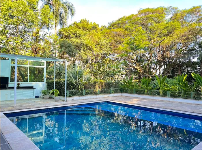 Casa com 4 suítes à venda em Cidade Jardim, São Paulo, por R$ 6.400.000 Imagem 3