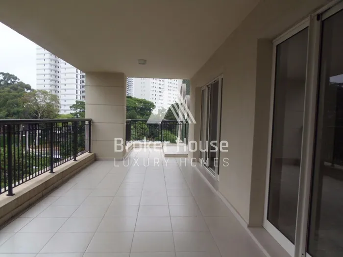 Cobertura com 4 suítes à venda em Alto da Boa Vista, São Paulo, por R$ 5.350.000