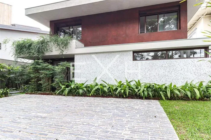 Casa com 4 suítes à venda em Alto de Pinheiros, São Paulo, por R$ 7.300.000