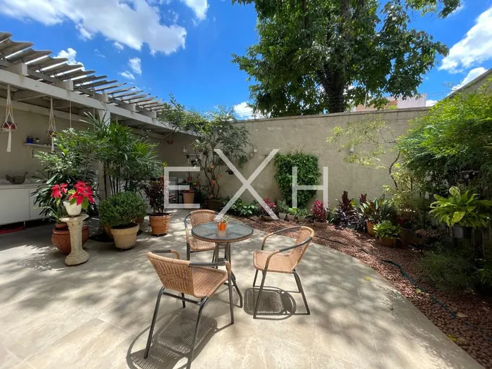 Casa de condomínio com 2 suítes à venda em Campo Belo, São Paulo, por R$ 2.880.000