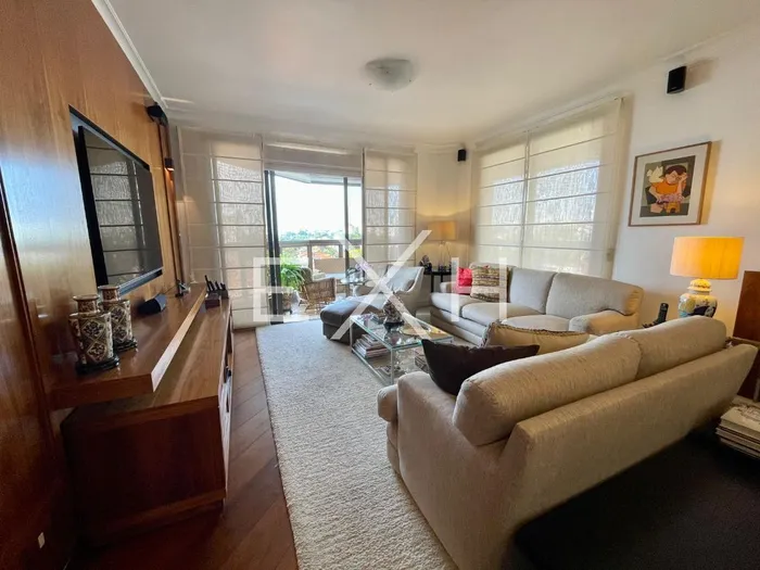 Apartamento com 3 suítes à venda em Campo Belo, São Paulo, por R$ 2.200.000 Imagem 2