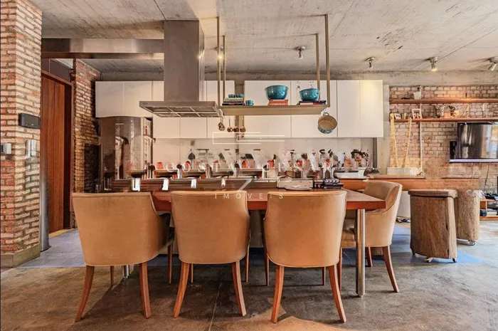 Casa de vila com 2 suítes à venda em Jardim Paulista, São Paulo, por R$ 3.800.000