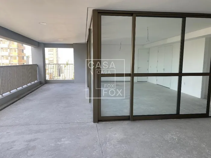 Apartamento com 4 suítes à venda em Moema, São Paulo, por R$ 8.700.000 Imagem 3