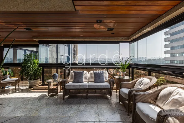 Apartamento com 4 suítes à venda em Vila Nova Conceição, São Paulo, por R$ 21.500.000
