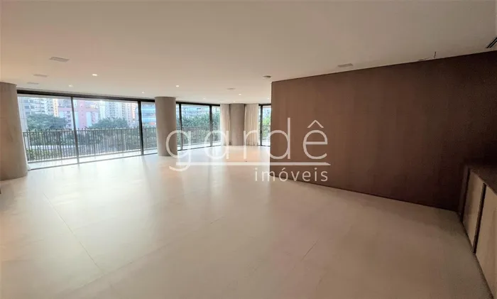 Apartamento com 4 suítes à venda em Moema, São Paulo, por R$ 16.937.000