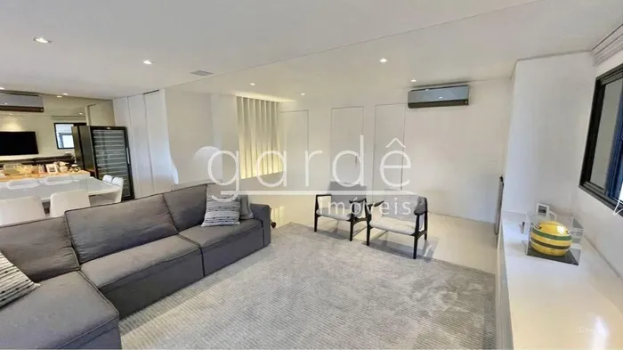 Apartamento com 2 suítes à venda em Moema, São Paulo, por R$ 3.500.000 Imagem 3