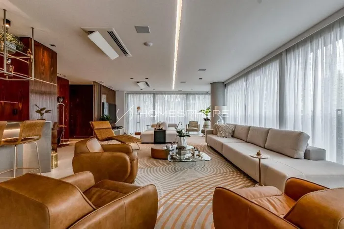 Apartamento com 3 suítes à venda em Itaim Bibi, São Paulo, por R$ 12.990.000