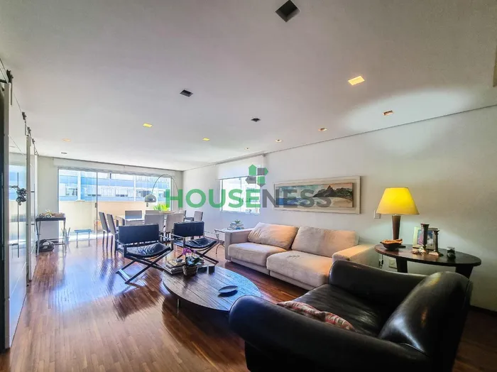 Cobertura com 3 suítes à venda em Itaim Bibi, São Paulo, por R$ 4.000.000