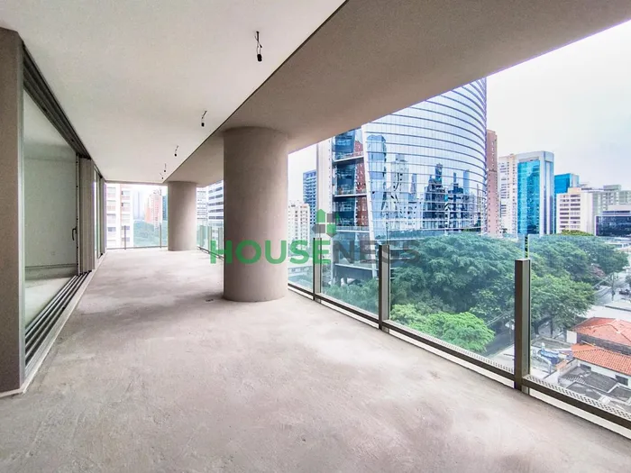 Apartamento com 3 suítes à venda em Itaim Bibi, São Paulo, por R$ 16.000.000