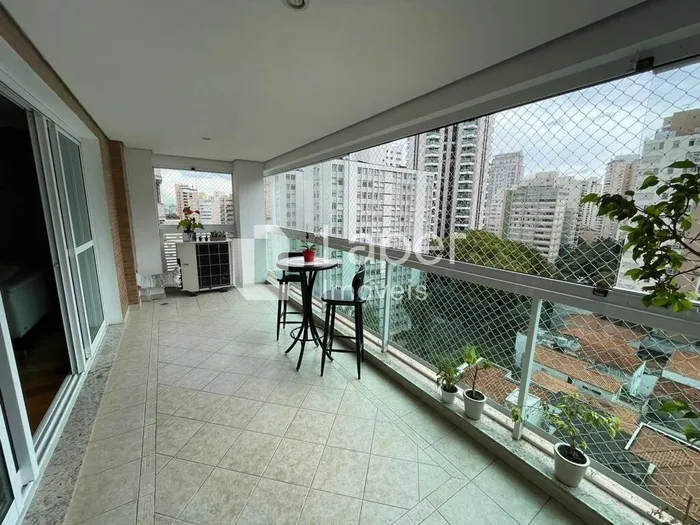Apartamento com 2 suítes à venda em Paraíso, São Paulo, por R$ 3.990.000