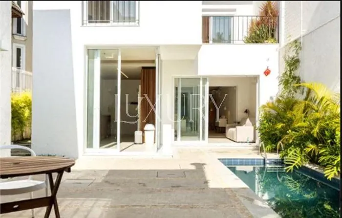 Casa com 3 suítes à venda em Jardim Luzitânia, São Paulo, por R$ 7.900.000