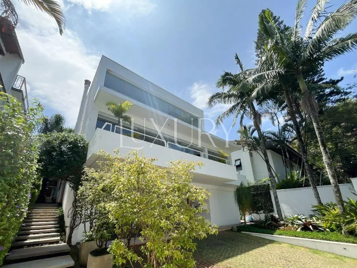 Casa com 4 suítes à venda em Alto de Pinheiros, São Paulo, por R$ 8.960.000 Imagem 2