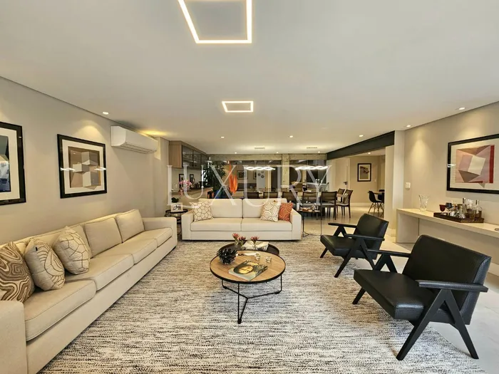 Casa com 3 suítes à venda em Jardim Cordeiro, São Paulo, por R$ 5.832.000 Imagem 3