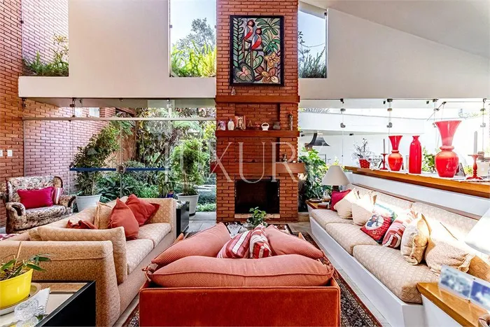 Casa com 4 suítes à venda em Alto de Pinheiros, São Paulo, por R$ 7.900.000 Imagem 3