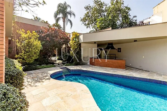 Casa com 4 suítes à venda em Alto de Pinheiros, São Paulo, por R$ 7.900.000 Imagem 2