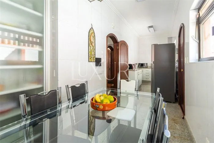 Casa com 2 suítes à venda em Alto de Pinheiros, São Paulo, por R$ 5.950.000 Imagem 3