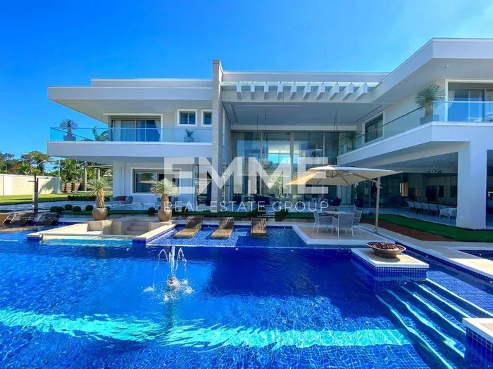 Casa com 9 suítes à venda em Jardim Acapulco, Guarujá, por R$ 35.000.000