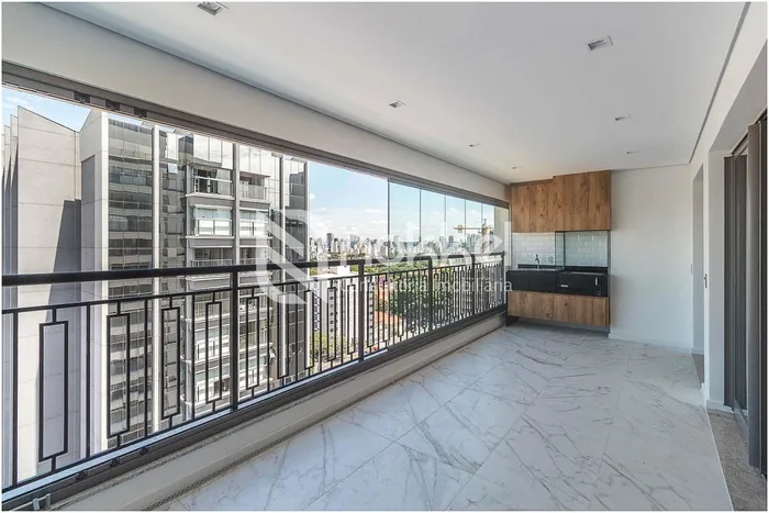 Apartamento com 3 suítes à venda em Moema, São Paulo, por R$ 3.800.000 Imagem 2