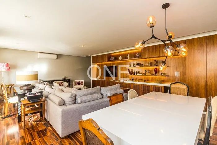Apartamento com 1 suítes à venda em Jardim América, São Paulo, por R$ 3.950.000 Imagem 3