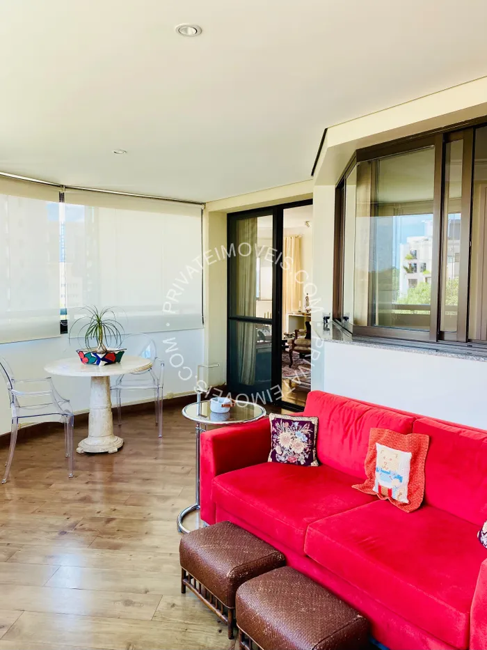 Apartamento com 4 suítes à venda em Real Parque, São Paulo, por R$ 1.800.000