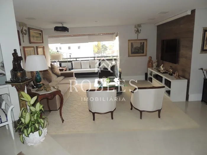 Apartamento com 3 suítes à venda em Campo Belo, São Paulo, por R$ 2.400.000