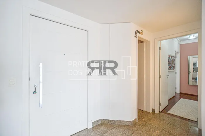 Apartamento com 3 suítes à venda em Moema, São Paulo, por R$ 3.150.000 Imagem 2