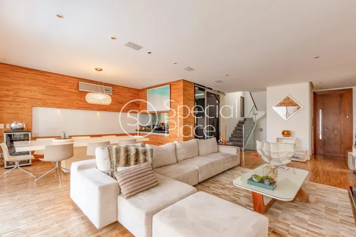 Casa de condomínio com 3 suítes à venda em Cidade Jardim, São Paulo, por R$ 8.000.000 Imagem 3