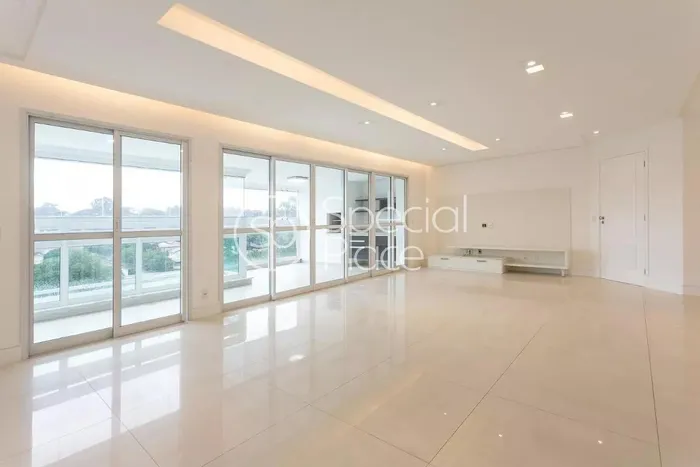 Apartamento com 3 suítes à venda em Campo Belo, São Paulo, por R$ 2.200.000