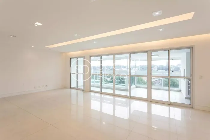 Apartamento com 3 suítes à venda em Campo Belo, São Paulo, por R$ 2.200.000 Imagem 2