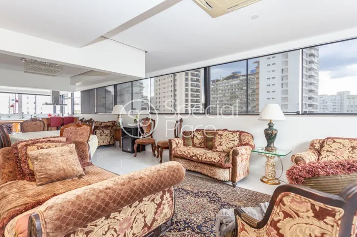 Cobertura com 4 suítes à venda em Higienópolis, São Paulo, por R$ 3.950.000