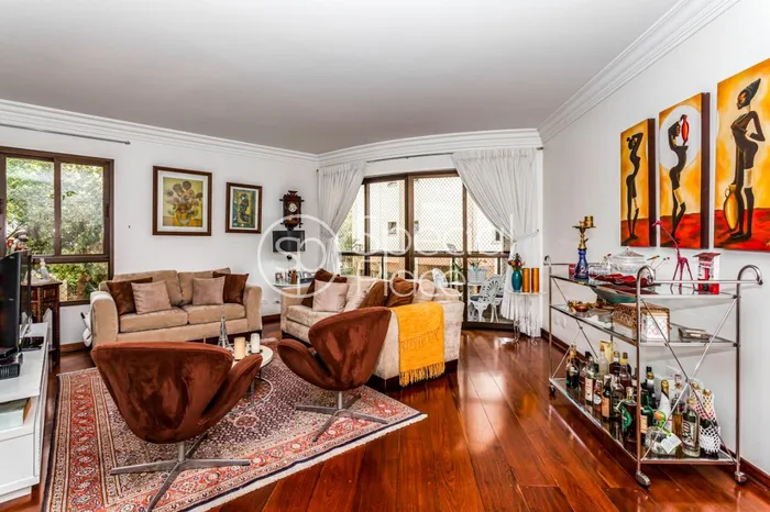 Apartamento com 3 suítes à venda em Campo Belo, São Paulo, por R$ 2.200.000 Imagem 2