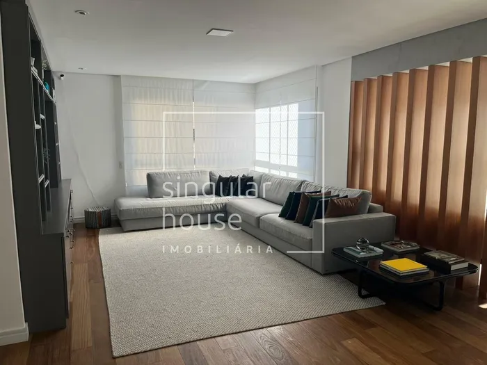 Apartamento com 3 suítes à venda em Campo Belo, São Paulo, por R$ 4.580.000