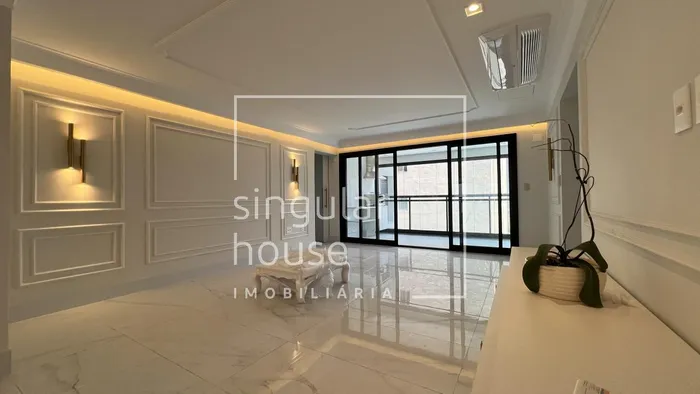 Apartamento com 2 suítes à venda em Moema, São Paulo, por R$ 3.180.000