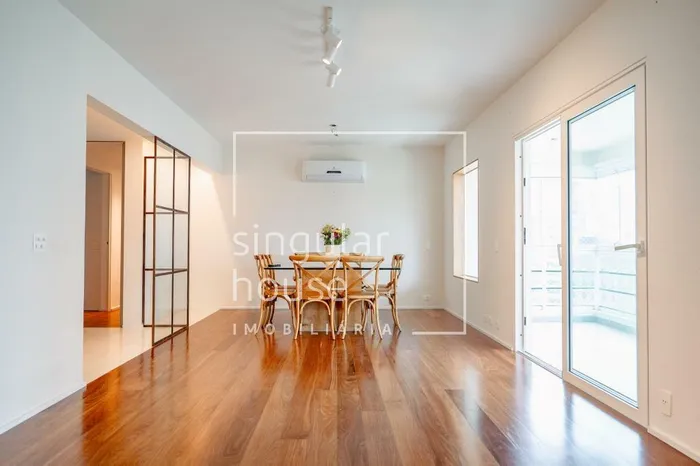 Apartamento com 3 suítes à venda em Vila Olímpia, São Paulo, por R$ 3.780.000 Imagem 2