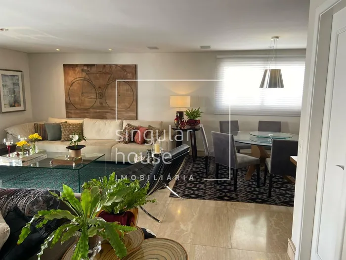 Apartamento com 3 suítes à venda em Moema, São Paulo, por R$ 3.500.000 Imagem 2