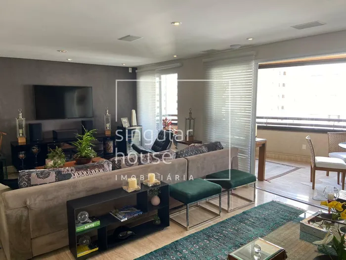 Apartamento com 3 suítes à venda em Moema, São Paulo, por R$ 3.500.000 Imagem 3