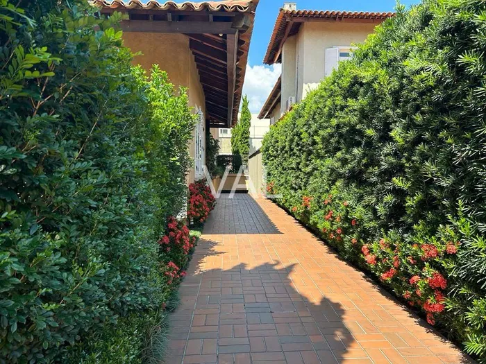 Casa de condomínio com 2 suítes à venda em Jardim Luzitânia, São Paulo, por R$ 27.000.000