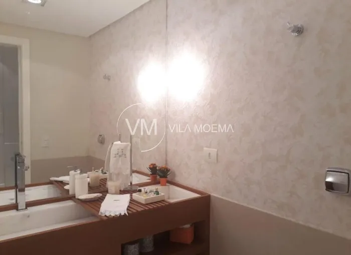 Apartamento com 3 suítes à venda em Moema, São Paulo, por R$ 3.200.000 Imagem 2