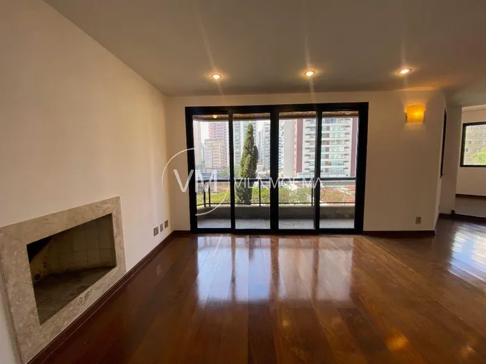 Apartamento com 2 suítes à venda em Moema, São Paulo, por R$ 2.500.000 Imagem 3