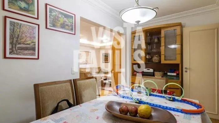 Apartamento com 1 suítes à venda em Moema, São Paulo, por R$ 1.500.000