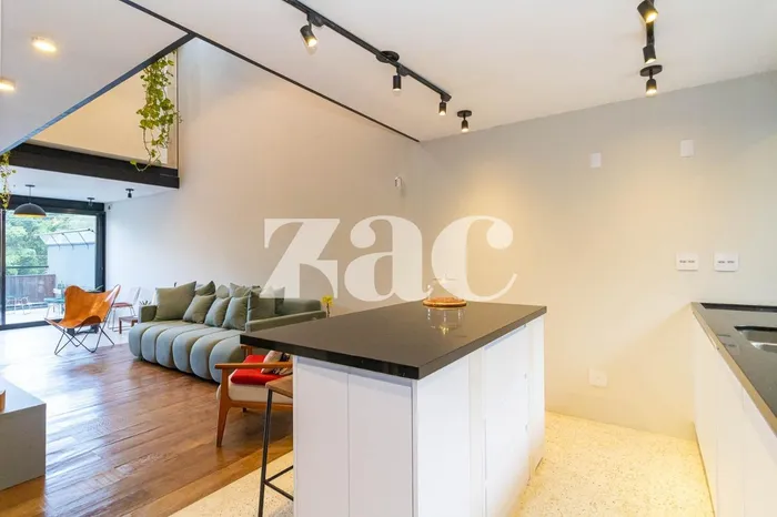 Casa com 3 suítes à venda em Vila Madalena, São Paulo, por R$ 2.200.000 Imagem 2