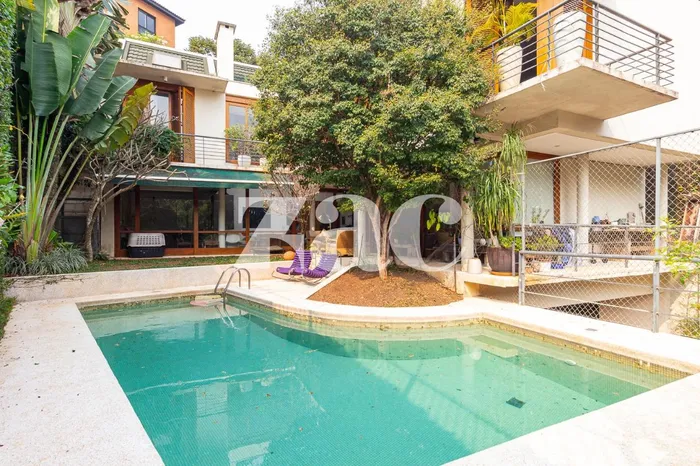 Casa com 3 suítes à venda em Alto De Pinheiros, São Paulo, por R$ 5.400.000